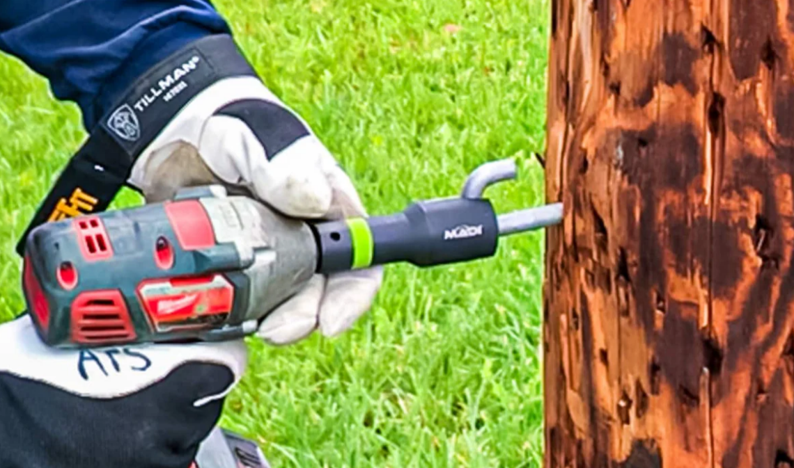 MADI Slot Socket Plus The Multi-Purpose Lineman Tool #SS-2