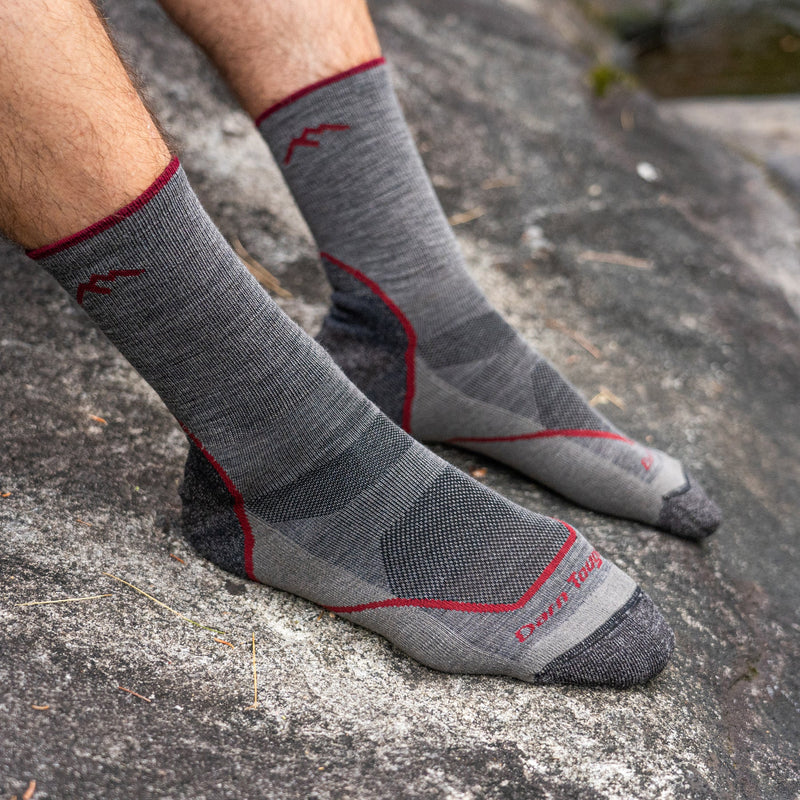 Darn Tough Men's Light Hiker Micro Crew Lightweight Hiking Sock